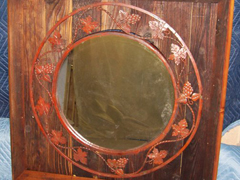 round mirror