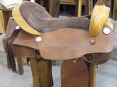 seat with saddle